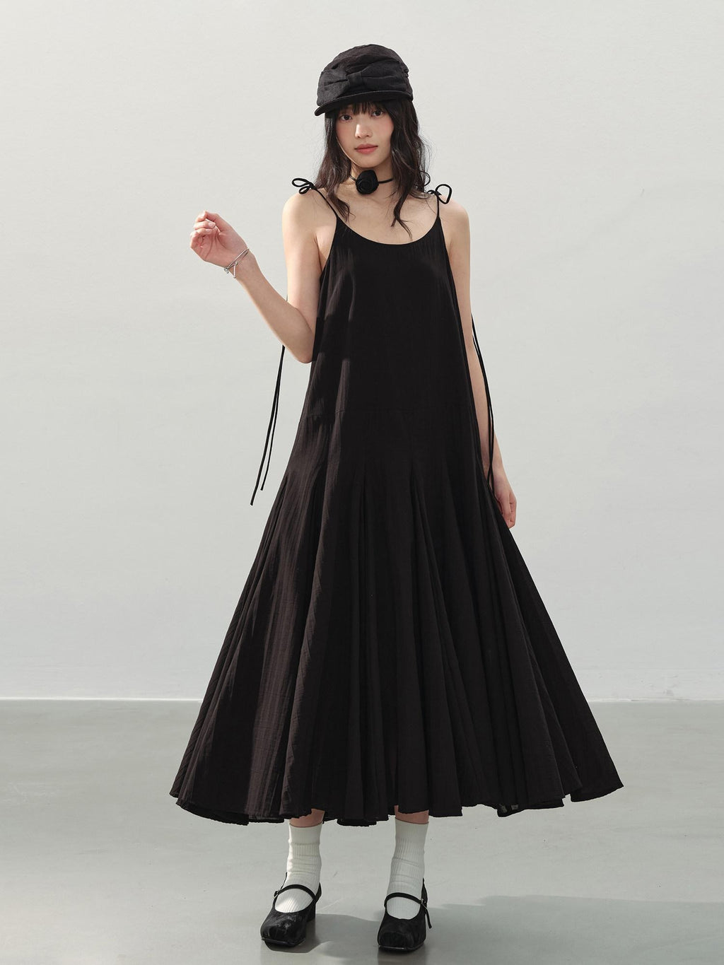 DDGIRL studio Soft Washed Cotton Pleated Elegant A Line U Neck Sleeveless Black Midi Dresses