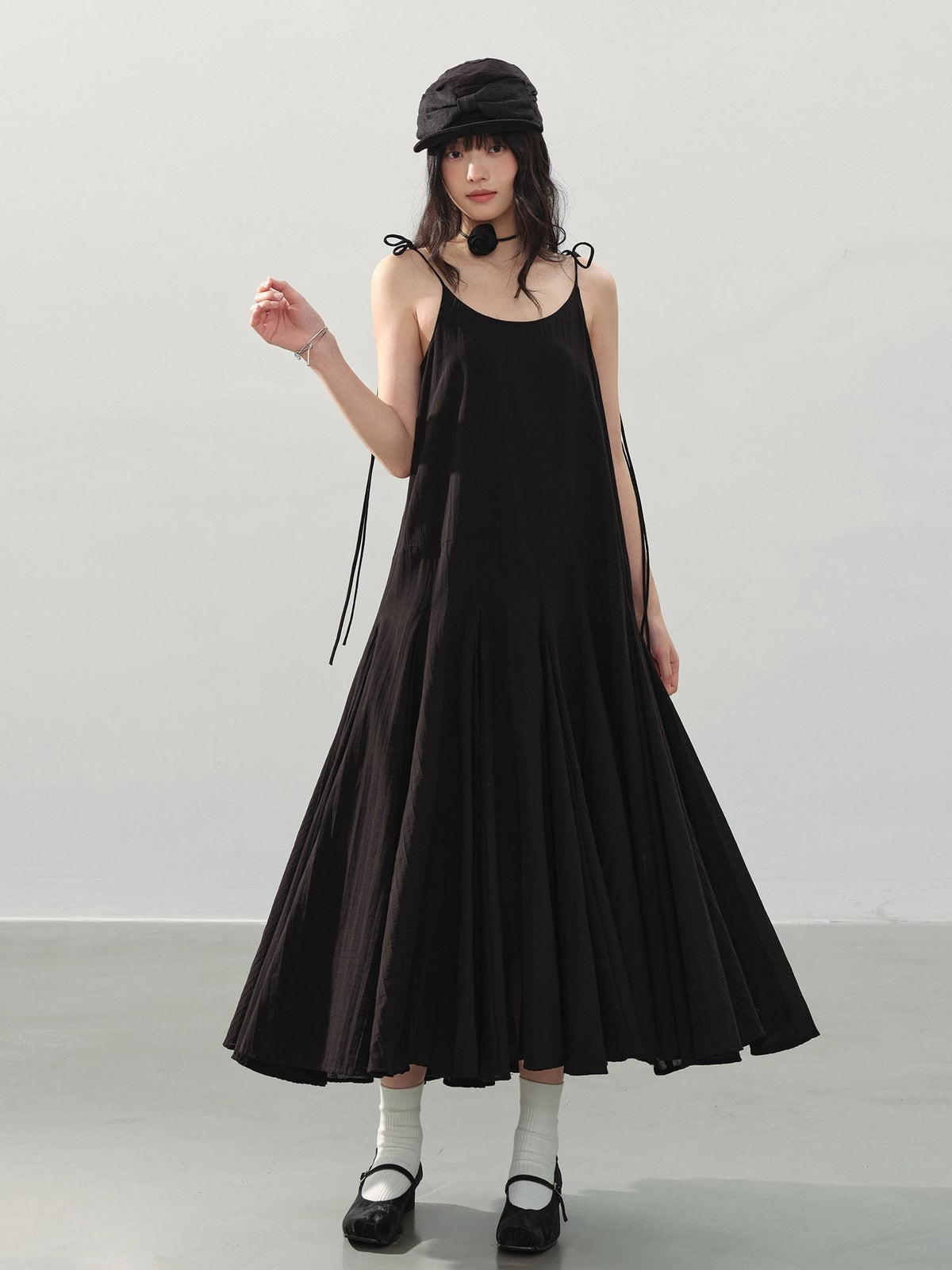 DDGIRL studio Soft Washed Cotton Pleated Elegant A Line U Neck Sleeveless Black Midi Dresses