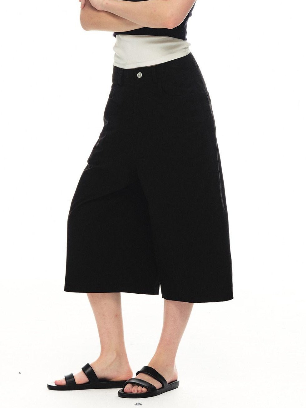Country Moment Breathable Cotton Relaxed Fit Solid Mid Rise Unisex Casual Mid-Length Shorts