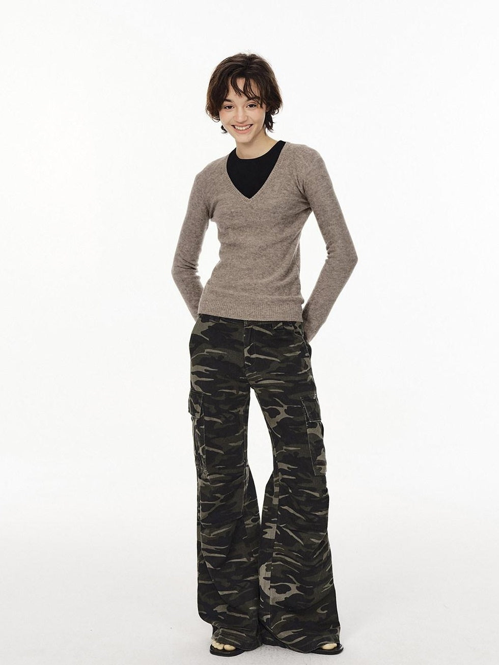Country Moment Soft Wool Blend Slim Fit American V-neck Women Casual Knit Sweaters