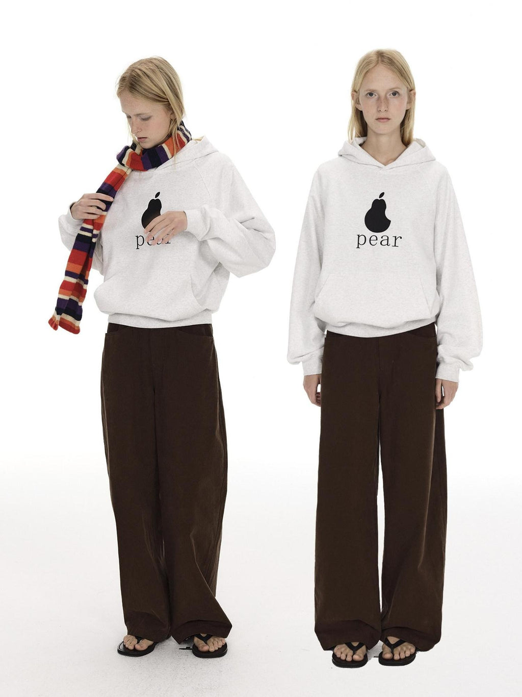 Country Moment Warm Pear Print Loose Fit Short Pullover Unisex Gray Cotton Blend Hoodie