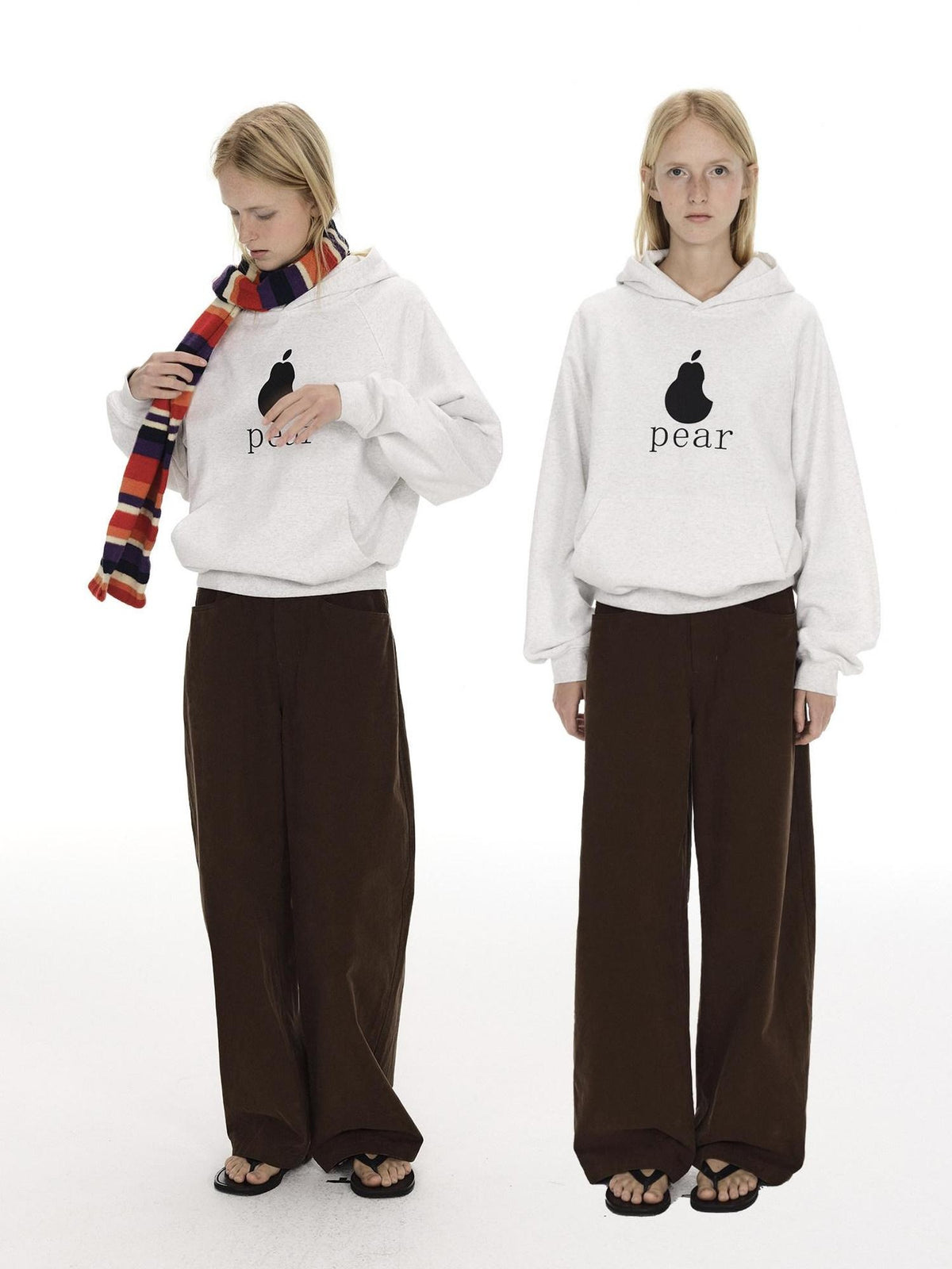 Country Moment Warm Pear Print Loose Fit Short Pullover Unisex Gray Cotton Blend Hoodie