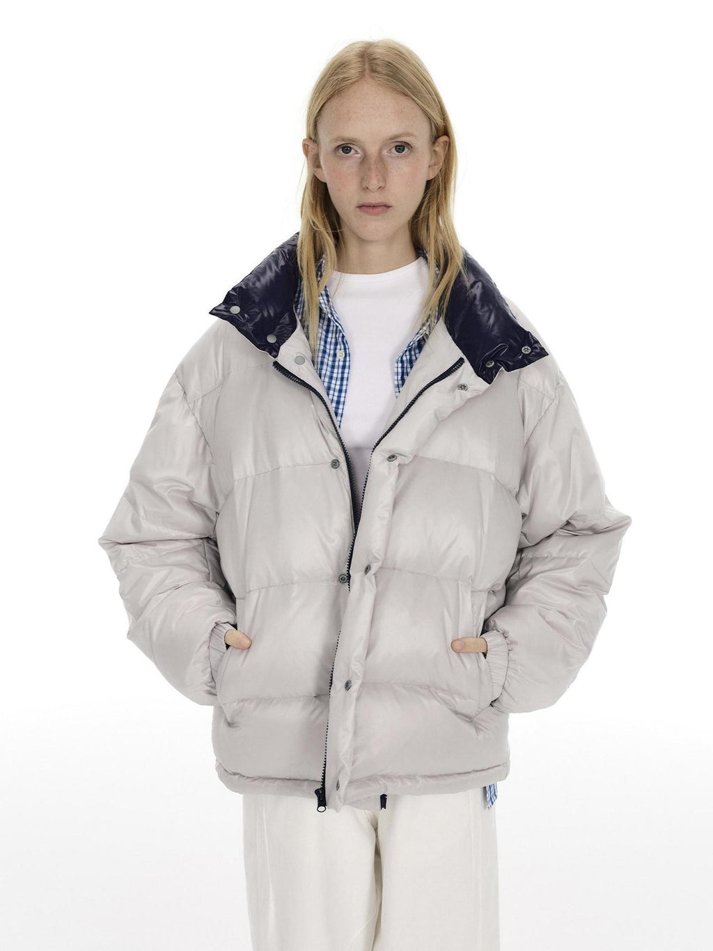 Country Moment 90 Percent White Duck Down Nylon Loose Fit Stand Collar City Casual Down Jackets