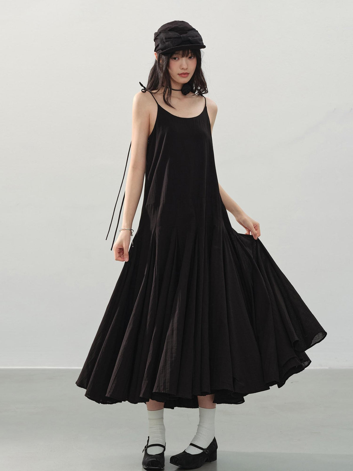 DDGIRL studio Soft Washed Cotton Pleated Elegant A Line U Neck Sleeveless Black Midi Dresses