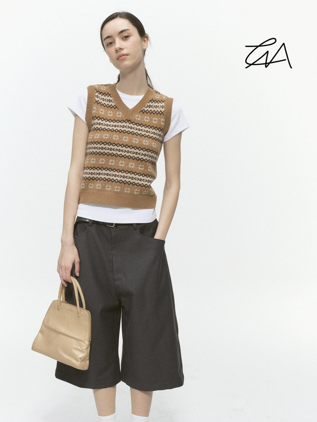 Country Moment Pure Wool V-neck Striped Vest Office Layering Buttonless Dusty Camel Sweaters