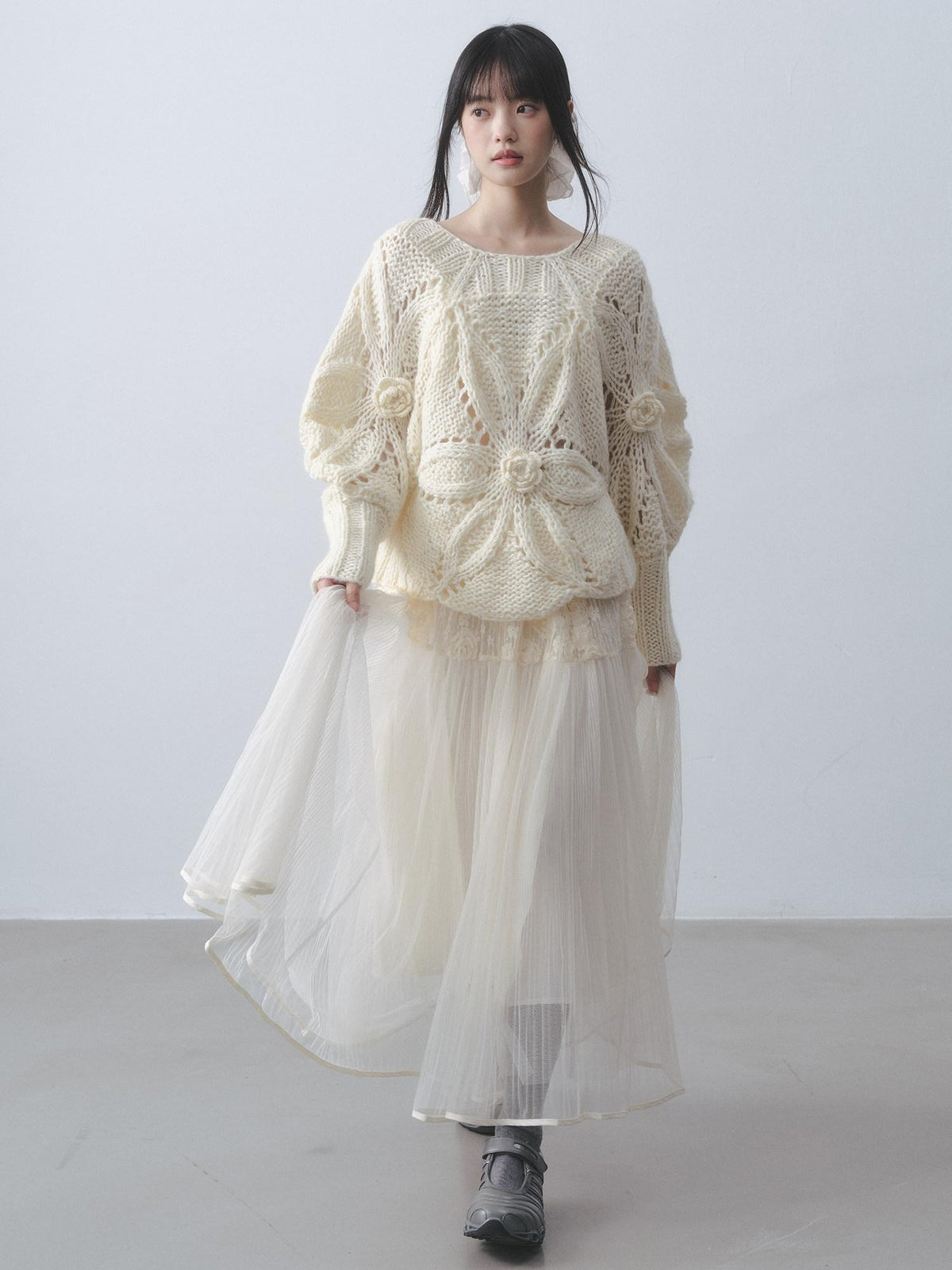 DDGIRL studio Soft Loose Crochet Openwork Lantern Sleeve Round Neck Women Knitwear Sweaters