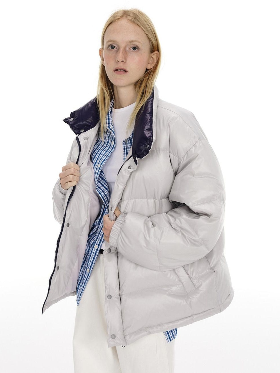 Country Moment 90 Percent White Duck Down Nylon Loose Fit Stand Collar City Casual Down Jackets